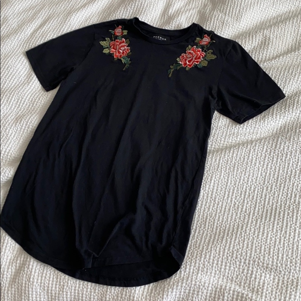 COPY - Floral Scallop Fit Shirt